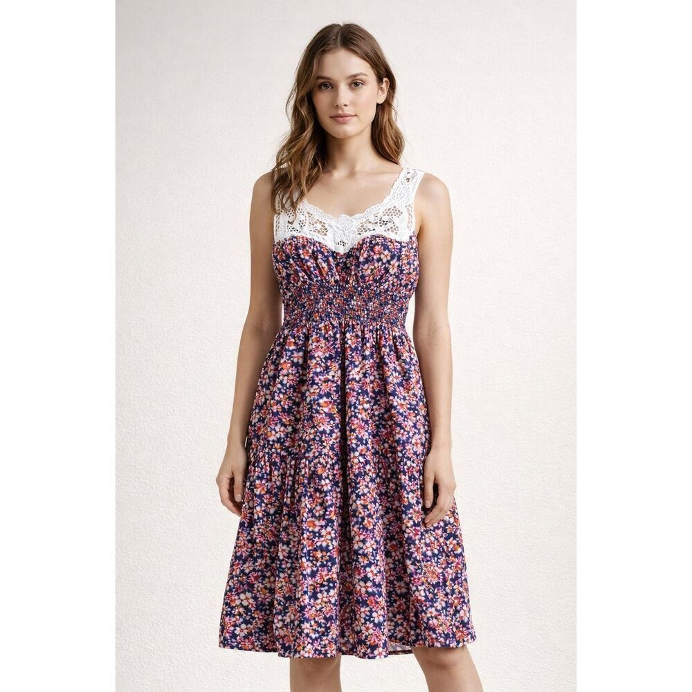 Delia’s Floral Lace Bodice Smocked Sundress Juniors Medium Boho